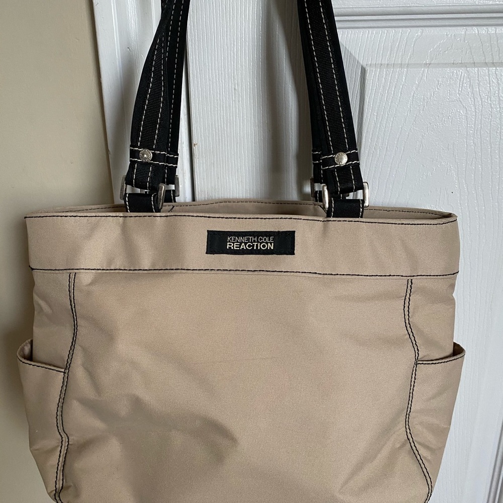 Kenneth Cole Reaction pocketbook